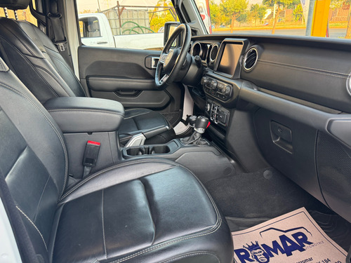 Jeep Wrangler 3.6 Unlimited Sahara 4x4 At
