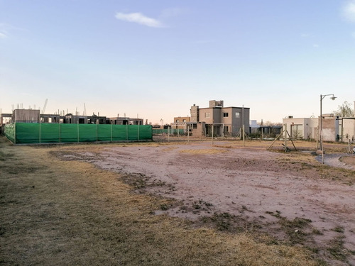 Imagen 14 de 17 de Terreno En Venta B° Privado Zettavi Lujan De Cuyo