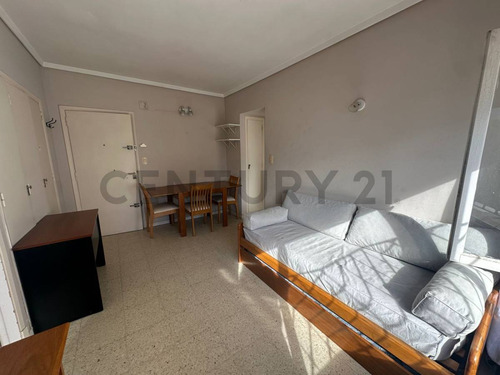 Venta De Departamento 2 Ambientes En Güemes, Mar Del Plata