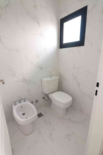 Imagen 19 de 30 de Casa En Venta En Barrio Privado Lagoon Pilar