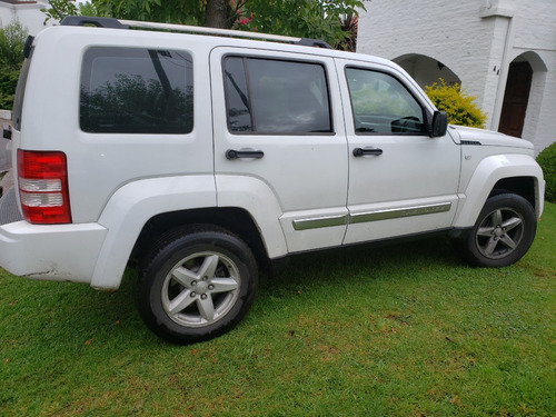 Jeep Cherokee Limited 2012 3.7v6 At