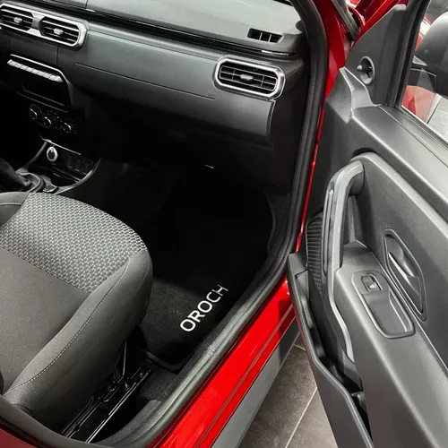 Renault Duster Oroch Cargo