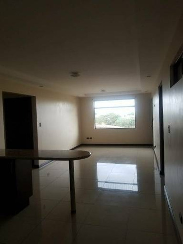 Se Alquila Apartamento En Segunda Planta Santo Domingo Hered