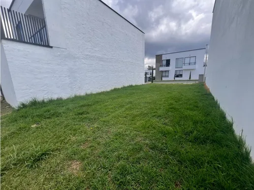 Lote En Venta En Unidad De Llanogrande