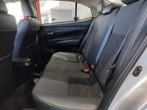 Toyota Yaris S Mt L4 Fwd 1.5 L 2021