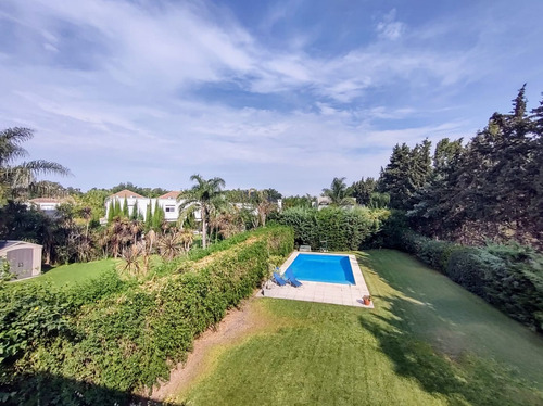 Casa En Venta En Santa Maria De Los Olivos 