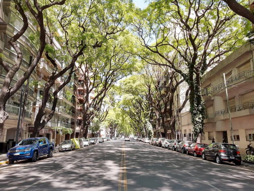 Monoambiente En Moderno Edificio Lovely Caballito / Sobre Calle Mexico