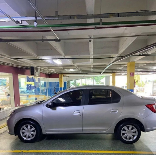 Renault Logan 1.6 Expression Hi-power 4p