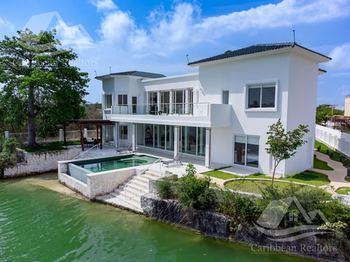 Casa En Venta En Lagos Del Sol