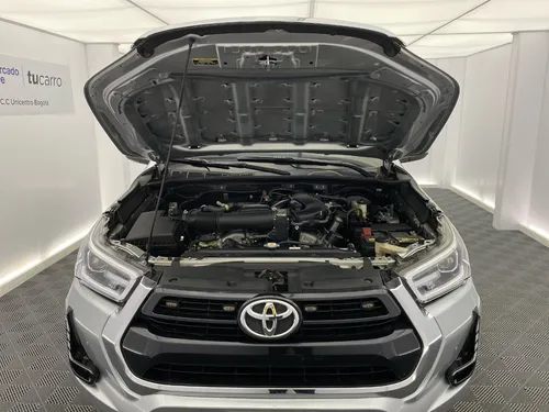 Toyota Hilux At 4.0 4x4 R 17