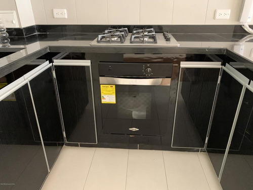 Apartamento En Centro Funza(funza) Rah Co: 21-224