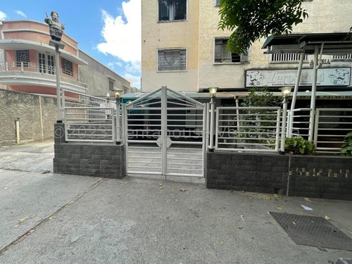 Local Comercial A Orilla De Calle Remodelado San Bernardino Venta  Mls #23-23939