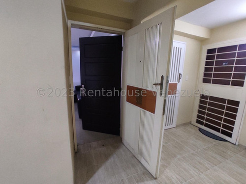 Imagen 3 de 28 de Apartamento En Alquiler Los Caobos Maracay Estef 23-19349
