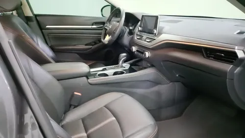 Nissan Altima 2023