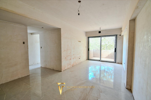 Venta Mataderos Departamento 4 Ambientes Balcon Categoria