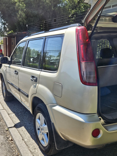 Nissan Xtrail 2010, Japón Beige At, 4p, Aire, Para Ajustar