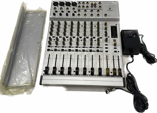 Behringer Eurorack Mx1604a Mixer Mesa Novo Mostruario 110v