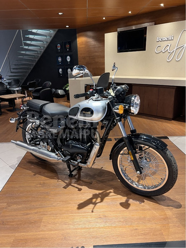 Imagen 7 de 15 de Benelli Imperiale 400