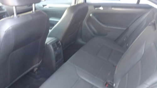 Imagen 8 de 12 de Volkswagen Vento Luxury 2.5 2012 -southcar Lomas-