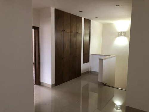 Imagen 7 de 10 de Casa Sola En Venta Las Quintas