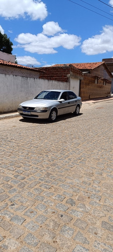 Chevrolet Vectra 2.2 Gls 4p