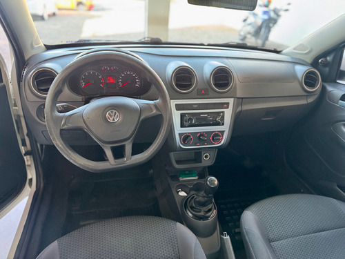 Volkswagen Saveiro 1.6 Robust Cab. Dupla Total Flex 2p