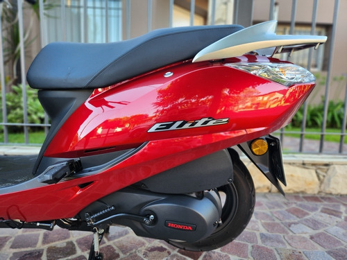 Imagen 24 de 25 de Honda Elite 125