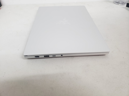 Razer Blade 14 Modelo: Rz09-0427 Para Partes. (Usado)