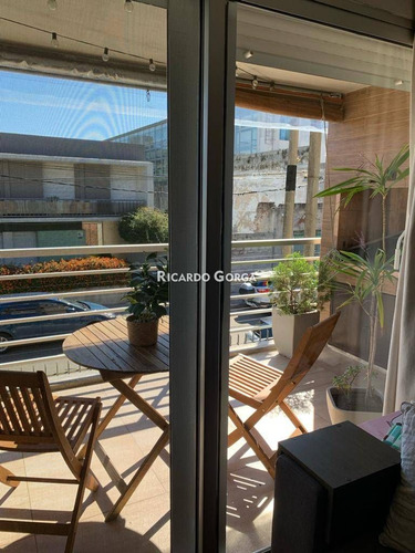 Apto En Venta Con Renta Nostrum Prado De 2 Dormitorios Con Parrillero Y Cochera