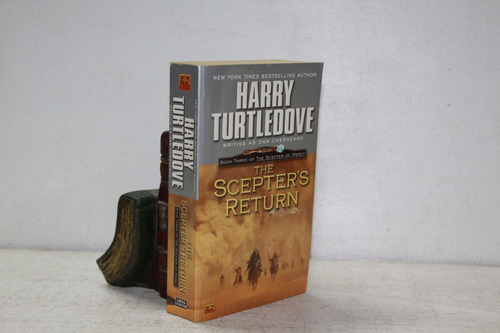 Harry Turtledove - The Scepters Return 
