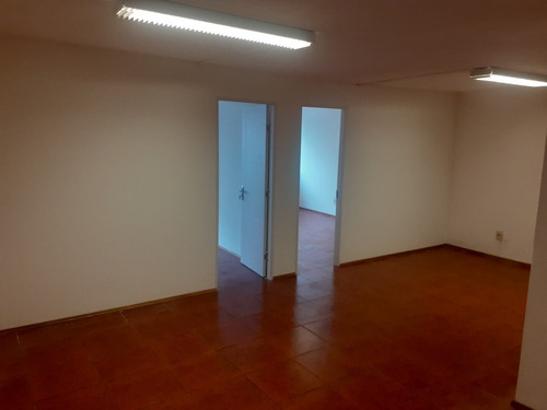 Alquila Oficina O Vivienda! 20 Mil Gastos Comunes Incluidos