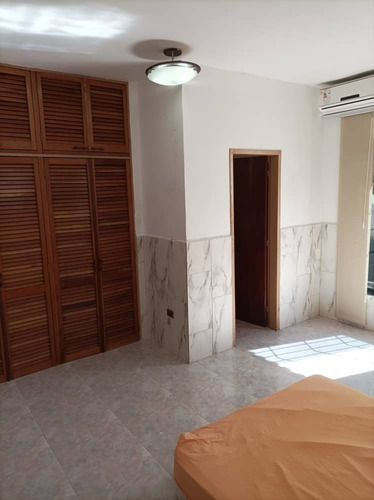 Imagen 7 de 16 de Se Vende Hermosa Casa Remodelada Urb Los Duraznos Los Teques.