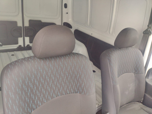 Imagen 14 de 15 de Renault Kangoo Express 1.6 Kangoo Express Ac Mt 2015