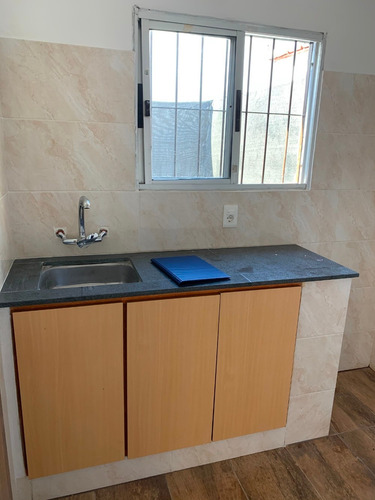 Casa En P.h Alquiler 2 Dormitorios Unión Con Patio Sin G.c
