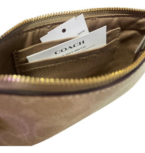 Muñequera Coach Corner Zip Wristlet