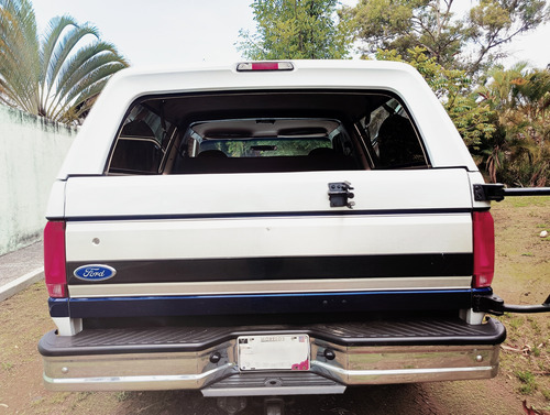Ford Bronco 1993. Completamente Restaurada. Todo Funcionando