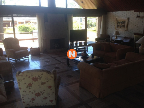 Hermosa Casa - Ref: 208783