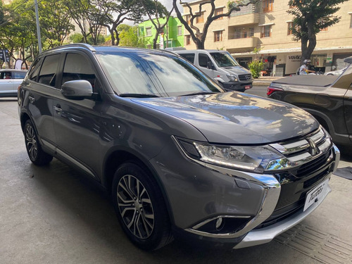 Imagem 1 de 10 de Mitsubishi Outlander 3.0 Gt 4x4 V6 24v Gasolina 4p