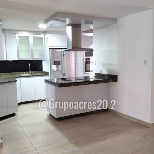 Imagen 4 de 11 de Se Vende Bello Town House En Llano Alto Carrizal. Kh