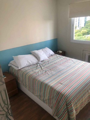 Apartamento À Venda Na Avenida Evandro Lins E Silva, Barra Da Tijuca, Rio De Janeiro - Rj - Liv-4879