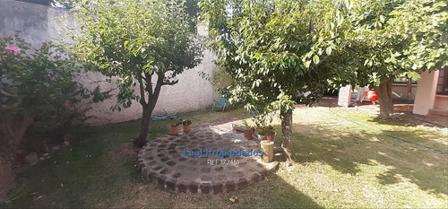 Hermosa Residencia En Barra De Carrasco. Lo Más Buscado!!!