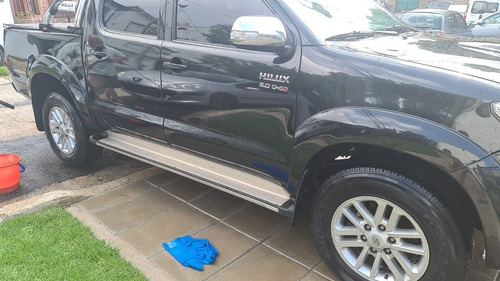 Toyota Hilux 3.0 Cd Srv Cuero I 171cv 4x2 2012