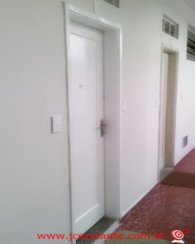 Imagem 2 de 9 de Kitnet Venda - Santos - Sp - Ekit108 - 32392735