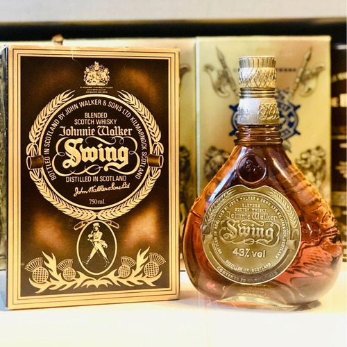 Imagen 3 de 6 de Whisky Johnnie Walker Swing ´1980´ 750ml En Estuche