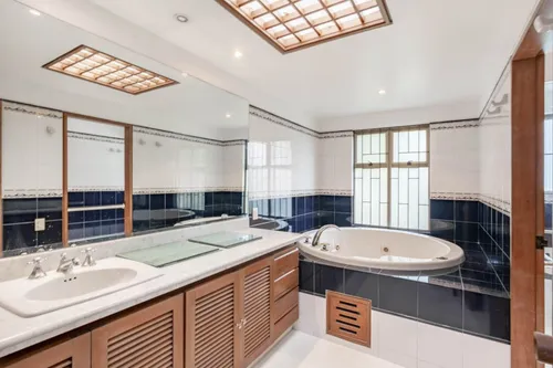Casa En Arriendo/venta En Santa Barbara Alta. Cod A19949