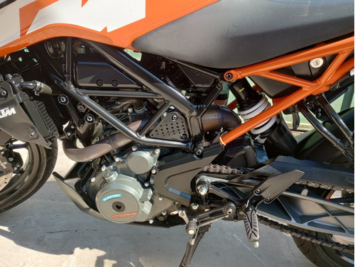 Imagen 9 de 11 de Ktm Duke 250 Md 2020 Primer Y Único Dueño.