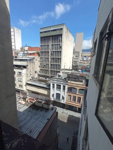 Imagen 5 de 8 de Oficina En Alquiler Centro De Caracas 23-18932 Lr 04122183486