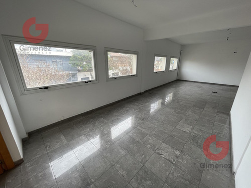 Galpon Con Oficinas 1800m2 - Mataderos