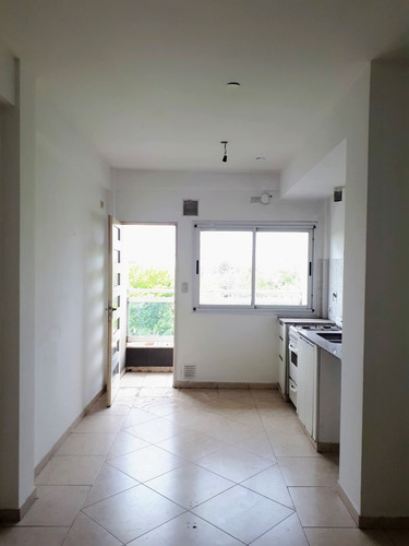 Imagen 5 de 18 de Departamento 2 Ambientes La Plata
