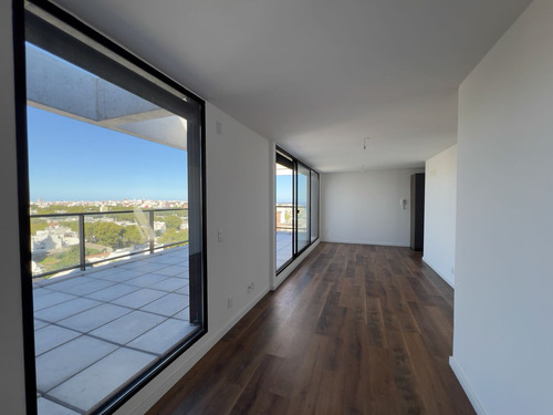 Venta Apto De 2 Dorm Penthouse A Estrenar En Cordón Sur